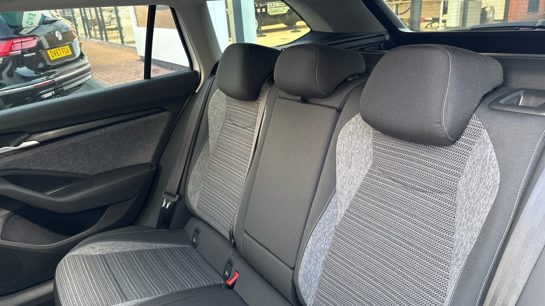 Skoda Superb 2.0 TDI SE Technology 5dr DSG Diesel Estate